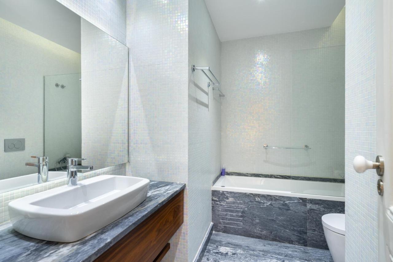 Whome Luxury Stay In Prime Location W/ Ac, Lift & Private Patio Lisboa Exteriér fotografie